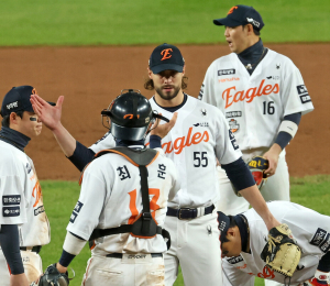 ‘패배=탈락’ 한화, 폰세·와이스 모두 뺀 총력전